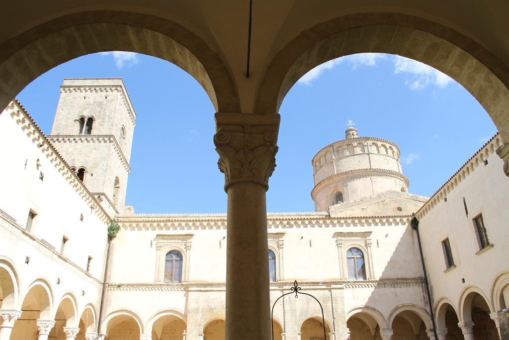 Casa Vacanze Civico 32 Montescaglioso Buitenkant foto